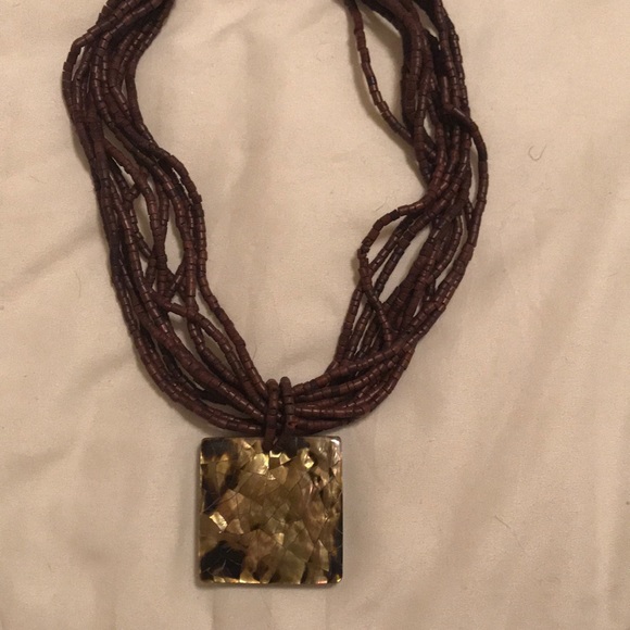 Jewelry - Beaded necklace